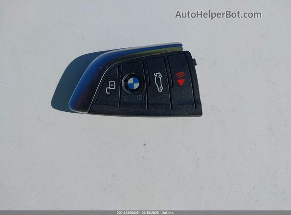 3MW5R7J01L8B35160 2020 BMW 3 SERIES White Widok deski rozdzielczej