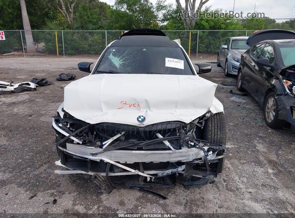 3MW5U7J04L8B29688 2020 BMW 3 SERIES White Rear interior view