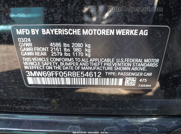 3MW69FF05R8E54612 2024 BMW 3 SERIES Black Vista del compartimento del motor
