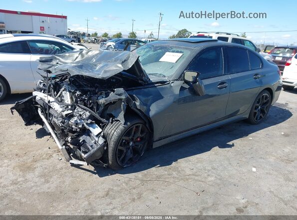 3MW69FT08S8F19706 2025 BMW M3 Gray წინა მარცხენა ხედი სამი მეოთხედიდან