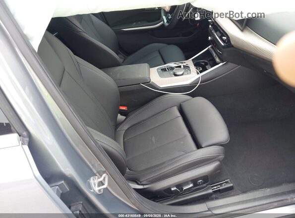 3MW89CW06S8F04799 2025 BMW 3 SERIES Gray Սալոնի դիմացի տեսք