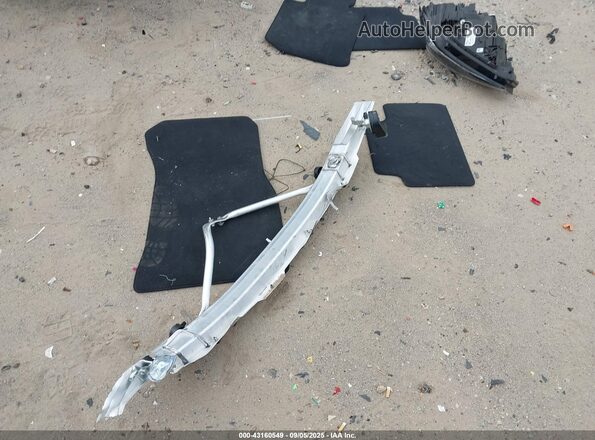 3MW89CW06S8F04799 2025 BMW 3 SERIES Gray Սարքավորումների վահանակի տեսք