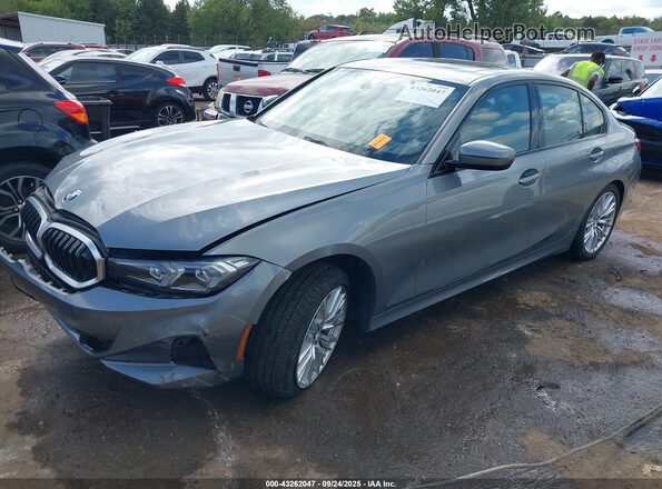 3MW89FF02P8D12613 2023 BMW 3 SERIES Gray Vista tres cuartos delantera izquierda