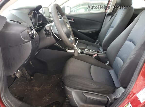 3MYDLBYV0JY301090 2018 TOYOTA YARIS Red 