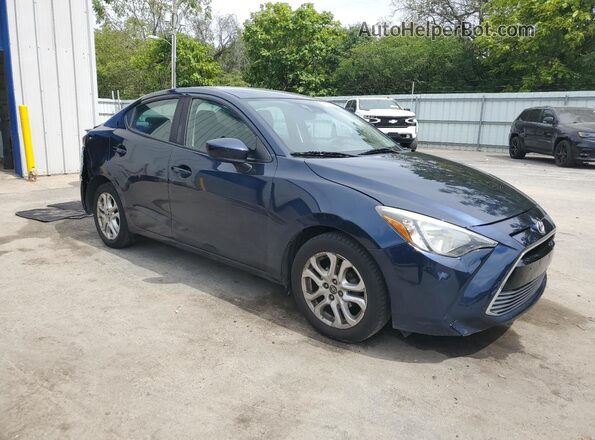 3MYDLBYV0JY327432 2018 TOYOTA YARIS Blue 
