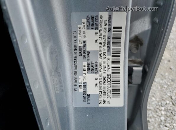 3MYDLBYV3JY300886 2018 TOYOTA YARIS Серебряный Вид подкапотного пространства