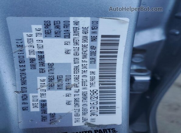 3MYDLBYV5JY321545 2018 TOYOTA YARIS Серебряный 