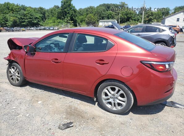 3MYDLBYV5JY330729 2018 TOYOTA YARIS Красный 