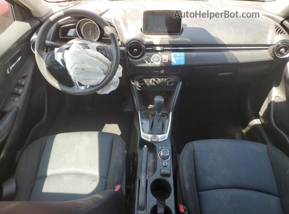 3MYDLBYV5JY330729 2018 TOYOTA YARIS Красный 