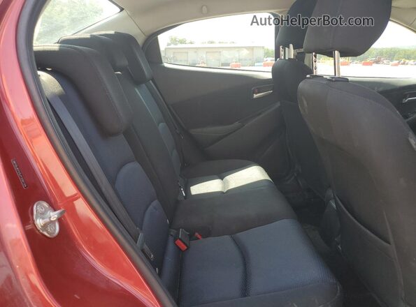 3MYDLBYV5JY330729 2018 TOYOTA YARIS Красный 