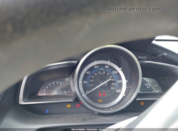 3MYDLBYV7HY165146 2017 TOYOTA YARIS IA Red Հետևի նստատեղերի տեսք