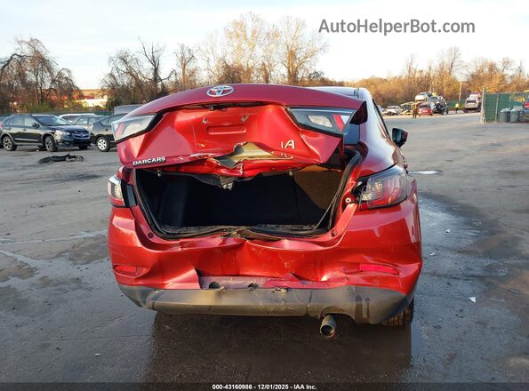 3MYDLBYV7HY165146 2017 TOYOTA YARIS IA Red 