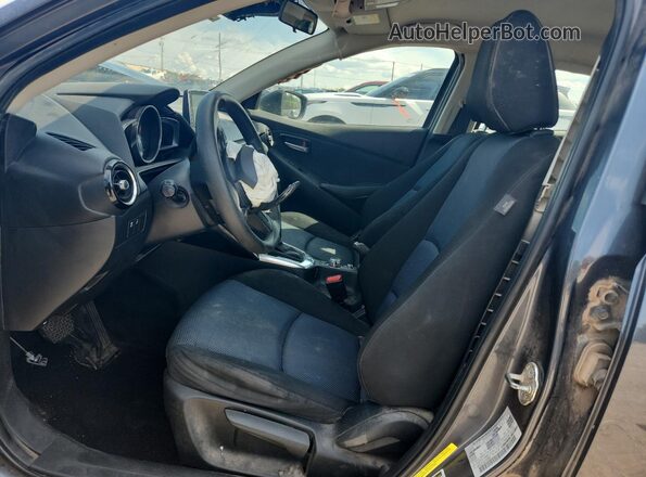 3MYDLBYV8JY303847 2018 TOYOTA YARIS Charcoal 
