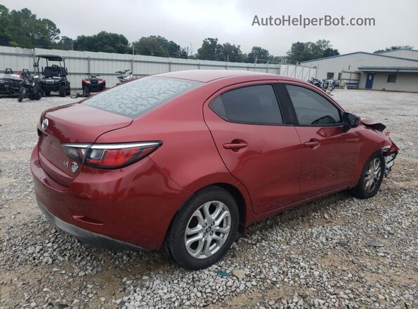3MYDLBYVXJY304935 2018 TOYOTA YARIS Красный 