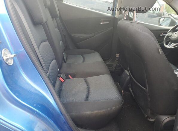 3MYDLBZV2GY115218 2016 TOYOTA SCION Blue Rear seats view