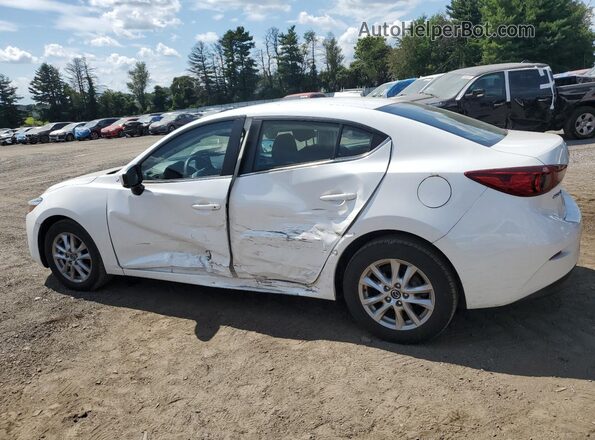 3MZBN1U70JM202713 2018 MAZDA 3 White 