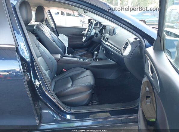3MZBN1V3XJM265197 2018 MAZDA 3 Синий 