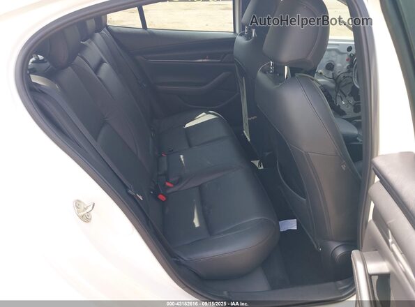 3MZBPACL4LM131639 2020 MAZDA 3 White Widok naklejki z numerem VIN