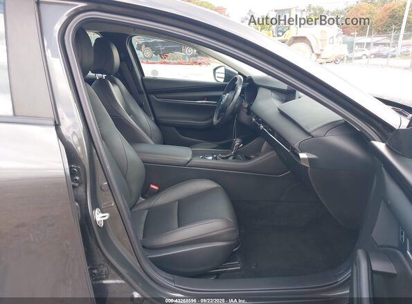 3MZBPBBM0MM205107 2021 MAZDA 3 Серый Вид салона спереди