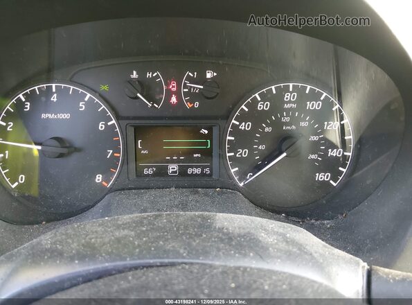 3N1AB7AP0HY207253 2017 NISSAN SENTRA Серебряный Вид задних сидений