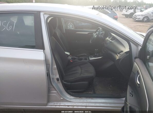 3N1AB7AP0JY295744 2018 NISSAN SENTRA Серебряный 