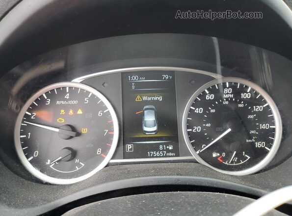 3N1AB7AP0JY301316 2018 NISSAN SENTRA White Սարքավորումների վահանակի տեսք