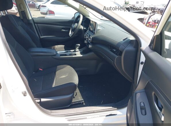 3N1AB8CV0MY254214 2021 NISSAN SENTRA White Widok wnętrza z przodu