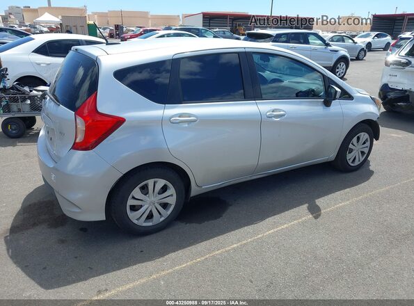 3N1CE2CP7JL354544 2018 NISSAN VERSA NOTE Серый Задняя правая четверть
