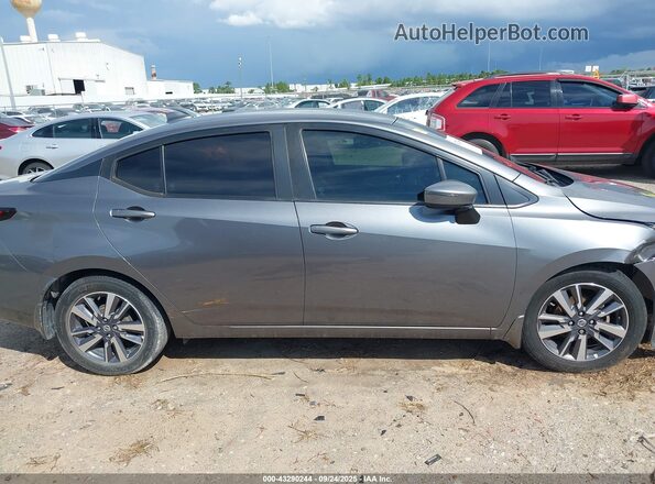 3N1CN8EV5LL802507 2020 NISSAN VERSA Gray Widok wnętrza z tyłu