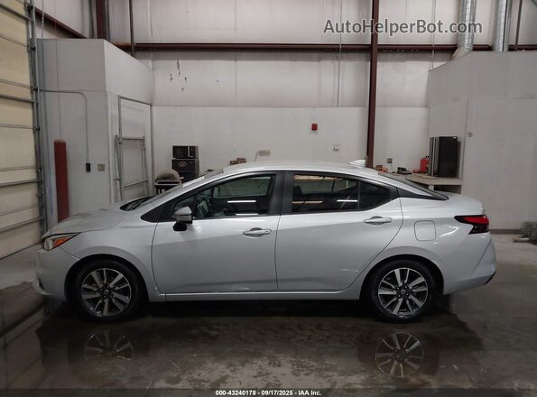 3N1CN8EVXML868021 2021 NISSAN VERSA Silver 