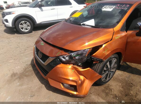 3N1CN8FV3LL804528 2020 NISSAN VERSA Orange Widok z przodu