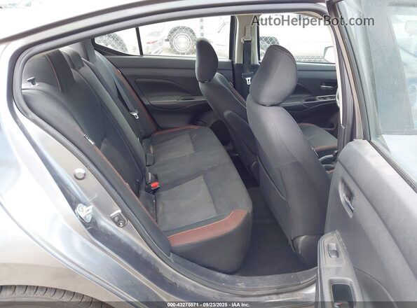 3N1CN8FV3LL807560 2020 NISSAN VERSA Gray Widok naklejki z numerem VIN