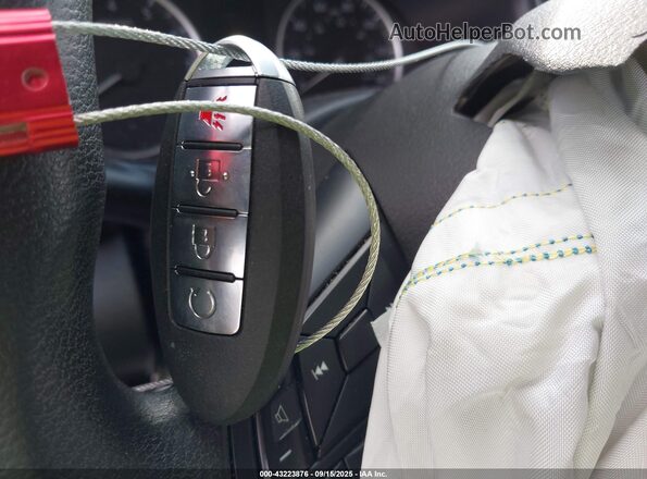 3N1CP5BV1LL506980 2020 NISSAN KICKS Серебряный Вид панели приборов