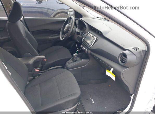 3N1CP5BV3SL482843 2025 NISSAN KICKS PLAY White Front interior view