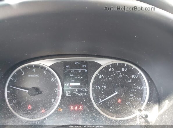 3N1CP5BV4ML465214 2021 NISSAN KICKS Silver Widok tylnych siedzeń