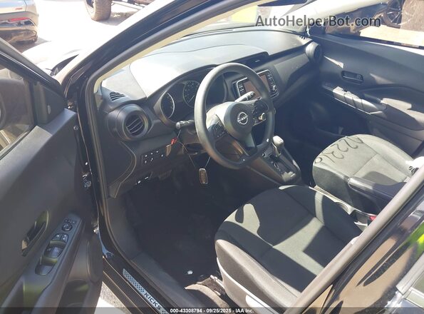 3N1CP5BV5RL499329 2024 NISSAN KICKS Черный Вид салона спереди