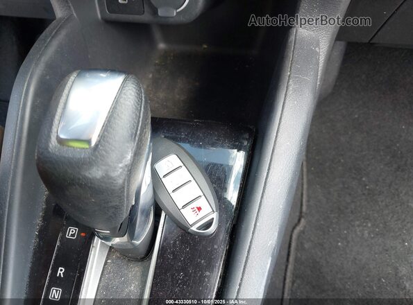 3N1CP5BVXLL566109 2020 NISSAN KICKS Серый Вид панели приборов