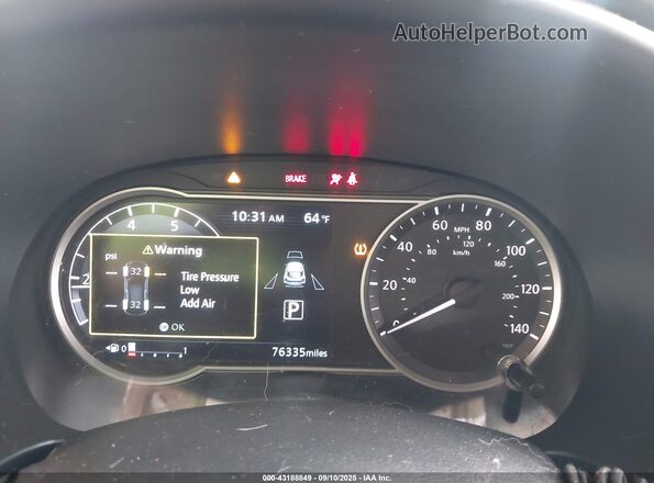 3N1CP5CU2JL528960 2018 NISSAN KICKS Серый Вид задних сидений