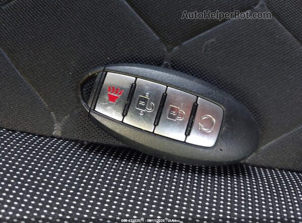 3N1CP5CU3JL530670 2018 NISSAN KICKS Gray 