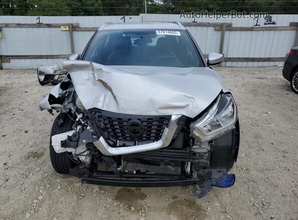 3N1CP5CU4JL534162 2018 NISSAN KICKS Silver 