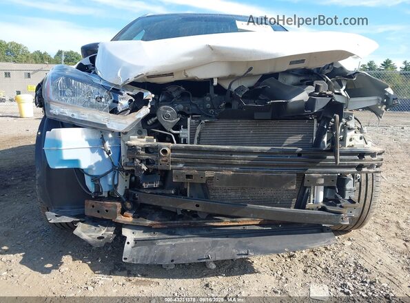 3N1CP5CU5JL527656 2018 NISSAN KICKS White 