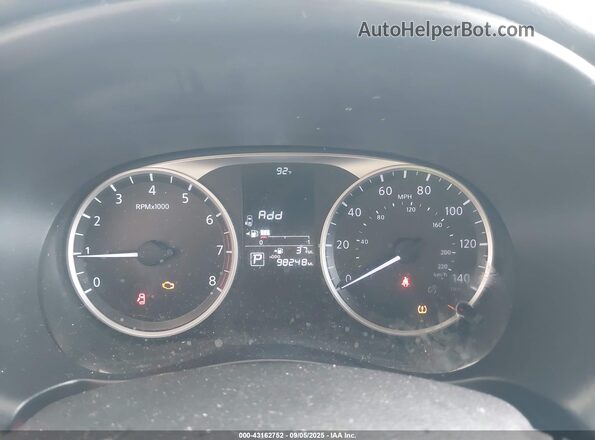3N1CP5CU7JL516576 2018 NISSAN KICKS Серебряный 