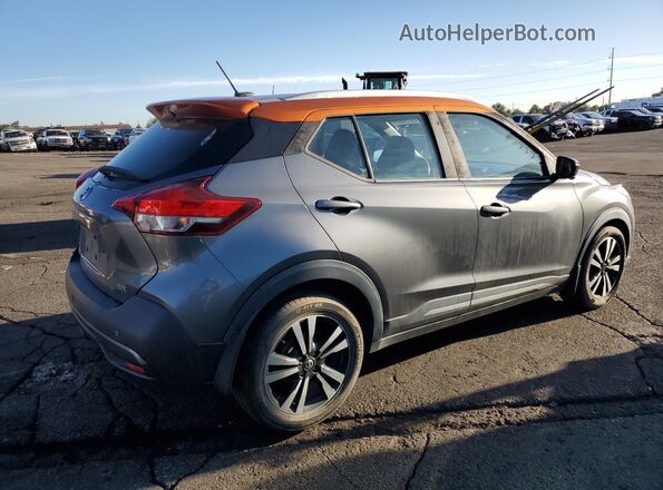 3N1CP5CU7JL546029 2018 NISSAN KICKS Gray 