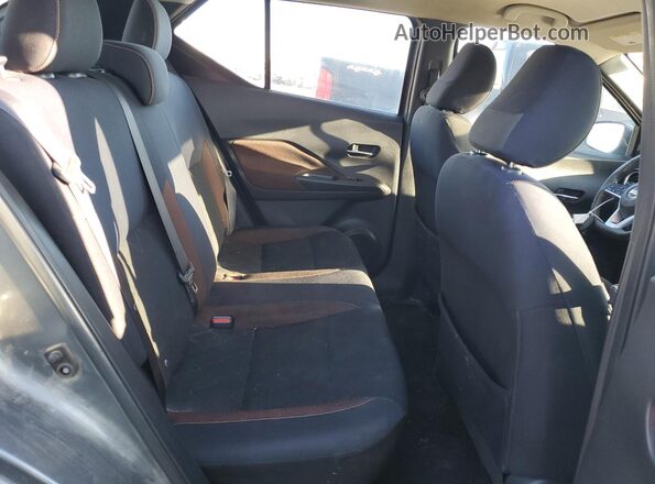 3N1CP5CU7JL546029 2018 NISSAN KICKS Gray 