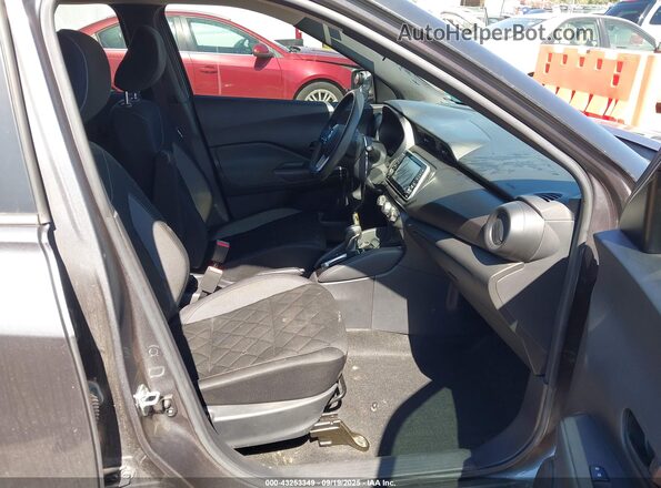 3N1CP5CU8KL511291 2019 NISSAN KICKS Gray Вид салону спереду