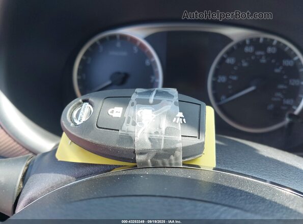 3N1CP5CU8KL511291 2019 NISSAN KICKS Gray Вид панелі приладів