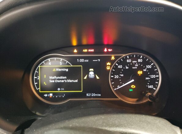 3N1CP5CU9JL526817 2018 NISSAN KICKS Silver 