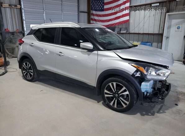 3N1CP5CU9JL526817 2018 NISSAN KICKS Silver 