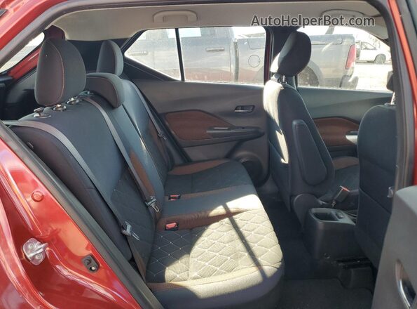 3N1CP5CUXJL511145 2018 NISSAN KICKS Red 