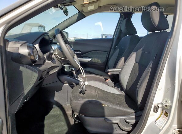 3N1CP5CV0LL484579 2020 NISSAN KICKS Silver Front interior view